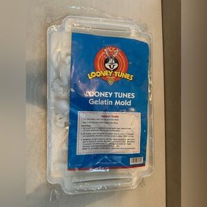 VTG LOONEY TUNES Gelatin Mold 1999 6 Cartoon Characters Tweety Bugs Porky NEW